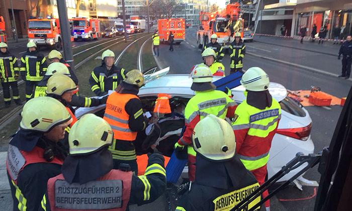 Link zur Seite Unfallschaden melden der Stadtwerke Köln